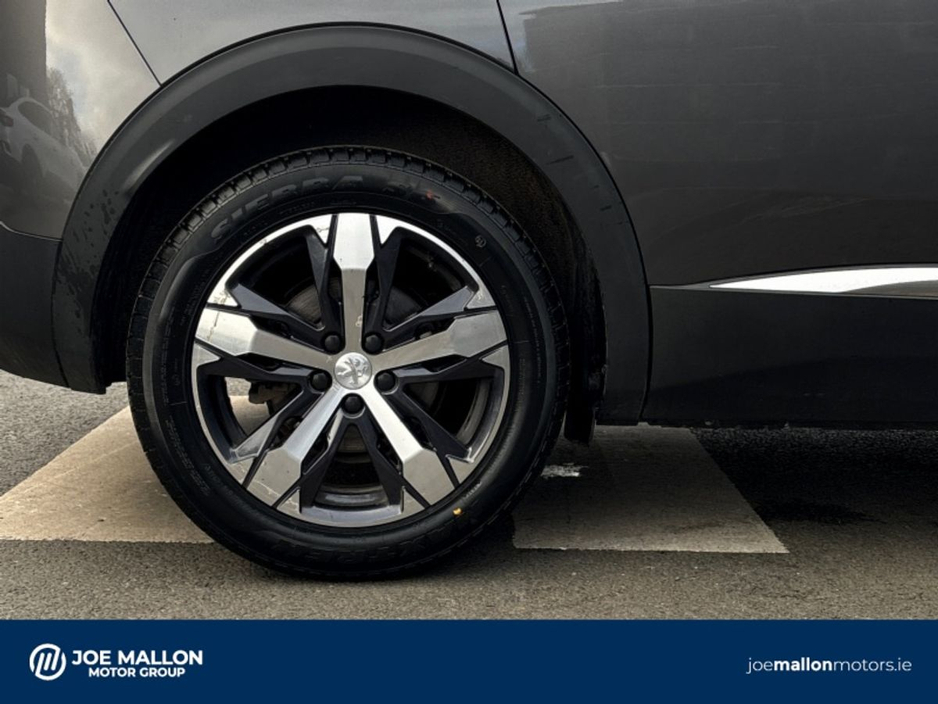 2023 Peugeot 3008 - image 17