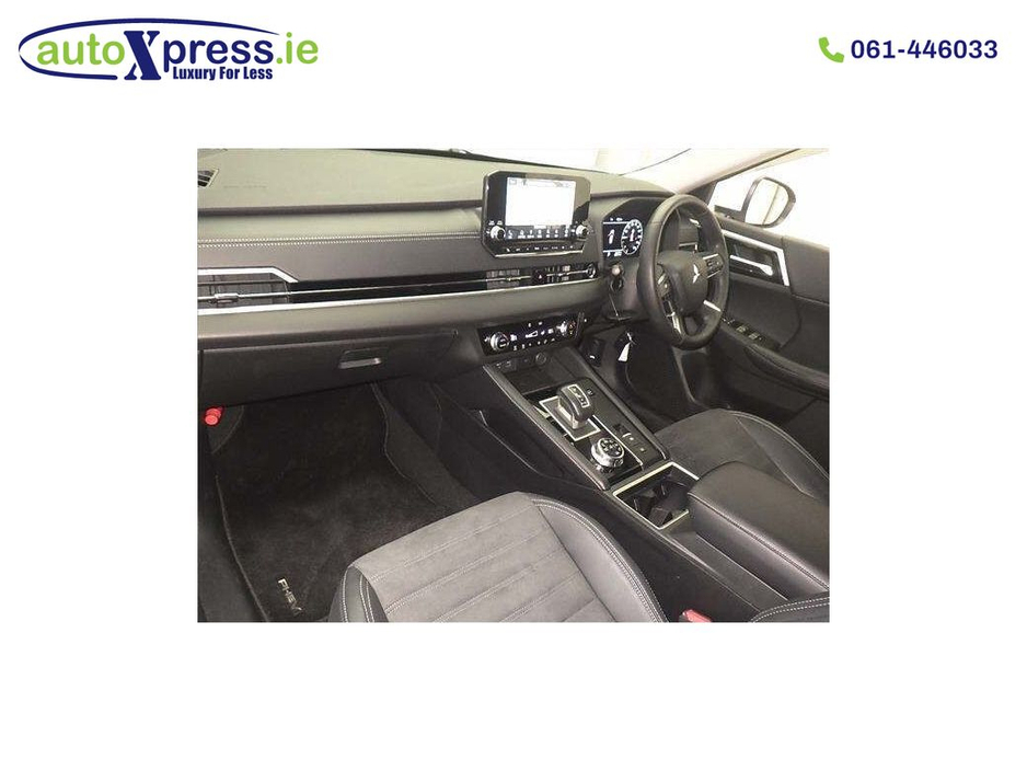 2021 Mitsubishi Outlander PHEV 4WD G, Automatic, Reversing camera