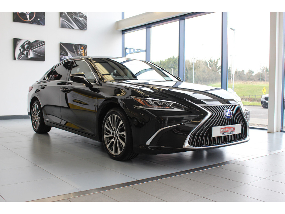 2021 Lexus ES 300 H - image 2