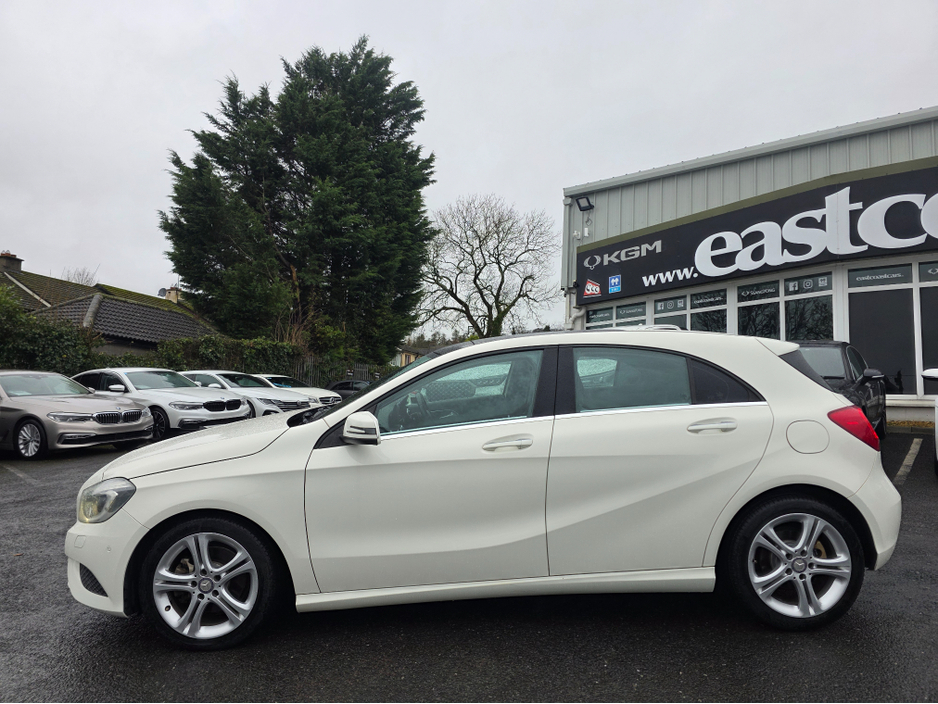 2015 Mercedes-Benz A Class A180  SUNFOOF PANO ROOF - HALF LEATHER HEATED SEATS - REV CAMERA - HI SPEC / SYSTEM LOW ROAD TAX BAND / SIMI DEALER €16,450