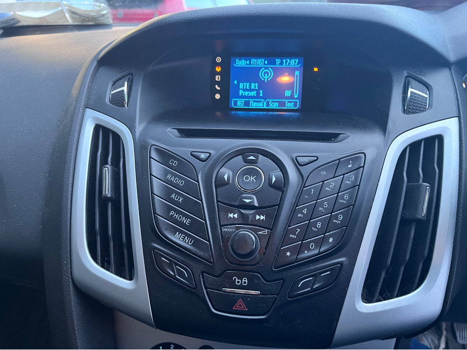 2012 Ford Focus 1.6 TDCI 95BHP ZETEC 5 5DR