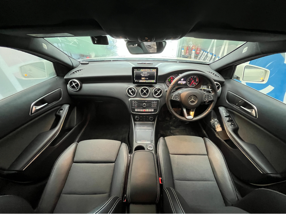 2017 Mercedes-Benz A Class €16950 2017 MERCEDES-BENZ A180 1.6 AUTOMATIC / CRUISE CONTROL / REVERSE CAMERA / PADDLE SHIFTERS AND MORE €16,950