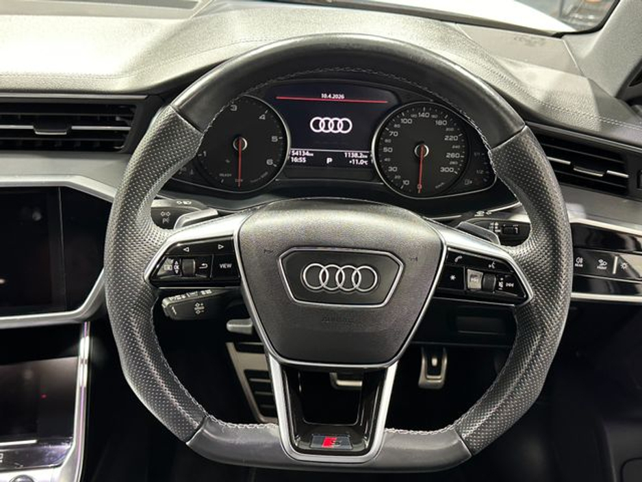 2022 Audi A6 - image 12