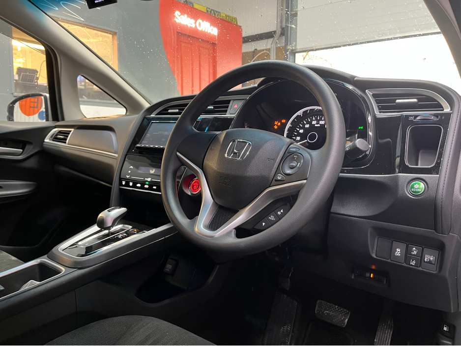 2022 Honda Shuttle €17950 2022 HONDA SHUTTLE HYBRID SENSING 1.5 AUTOMATIC / CRUISE CONTROL / REVERSE CAMERA AND MORE €17,950