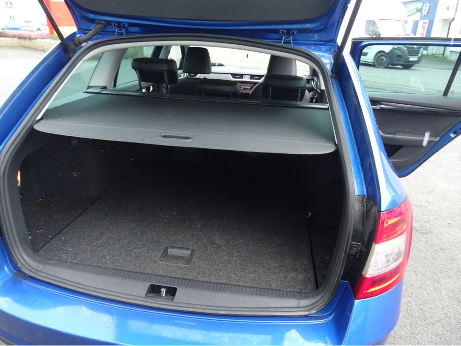 2017 Skoda Octavia - image 9