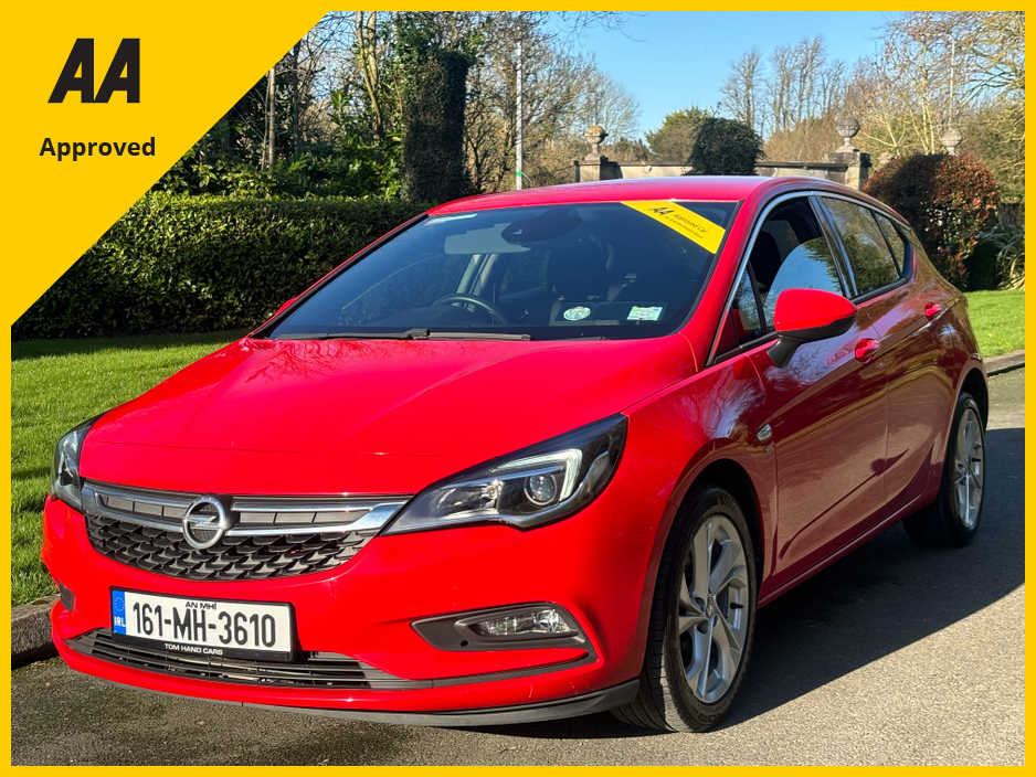 2016 Opel Astra - image 2