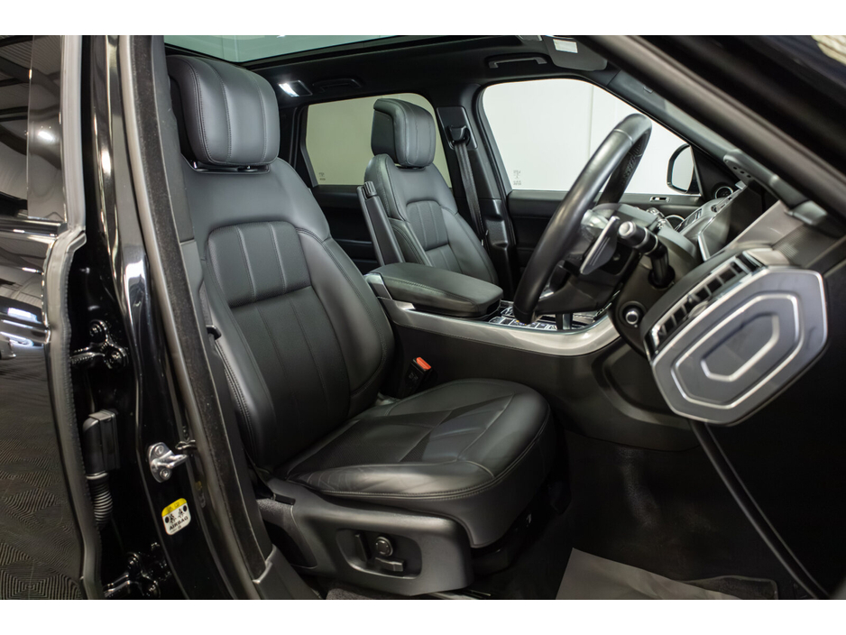 2021 Land Rover Range Rover Sport - image 10