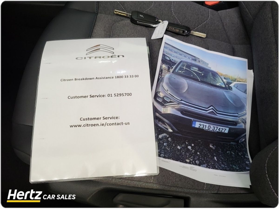 2023 Citroen C4 - image 21