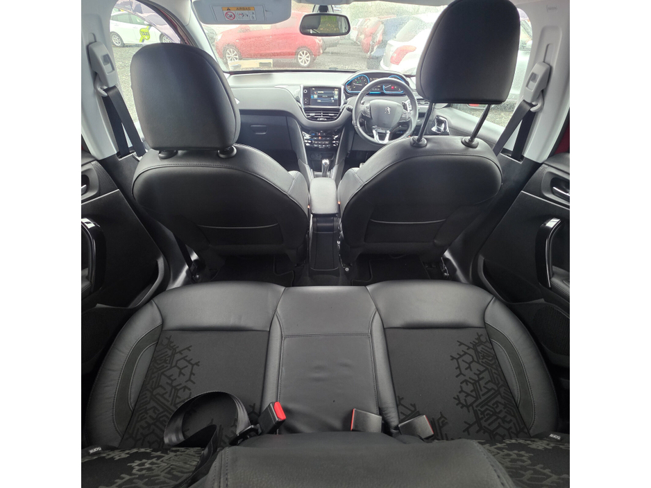 2015 Peugeot 208 1.0 PureTech 68bhp Access 5 dr €7,950