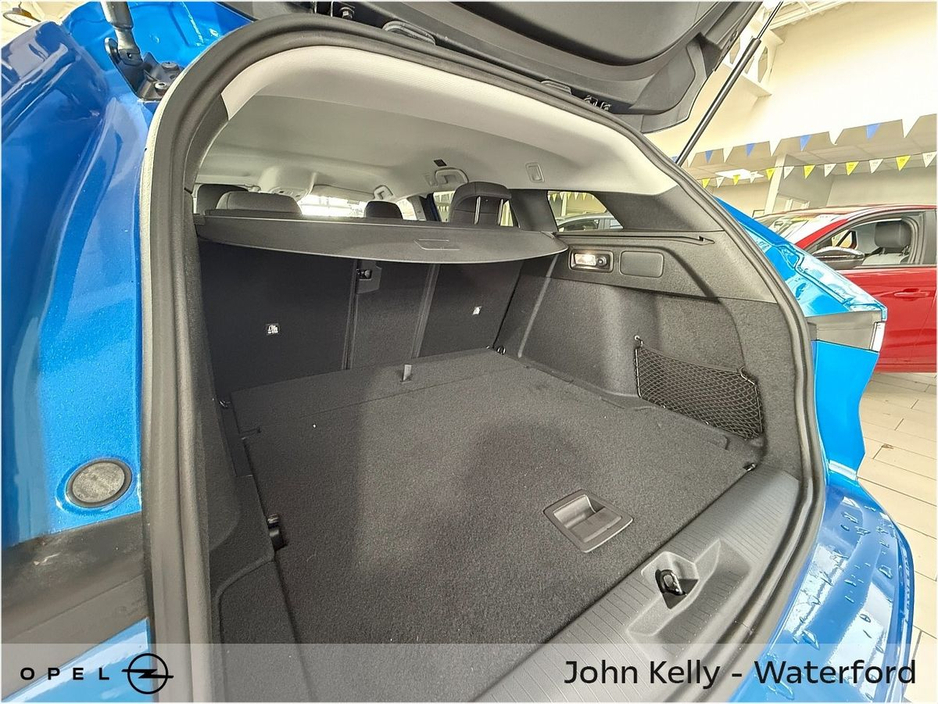 2025 Opel Astra Elegance 1.2 Turbo 110PS Petrol 6 Speed €29,995