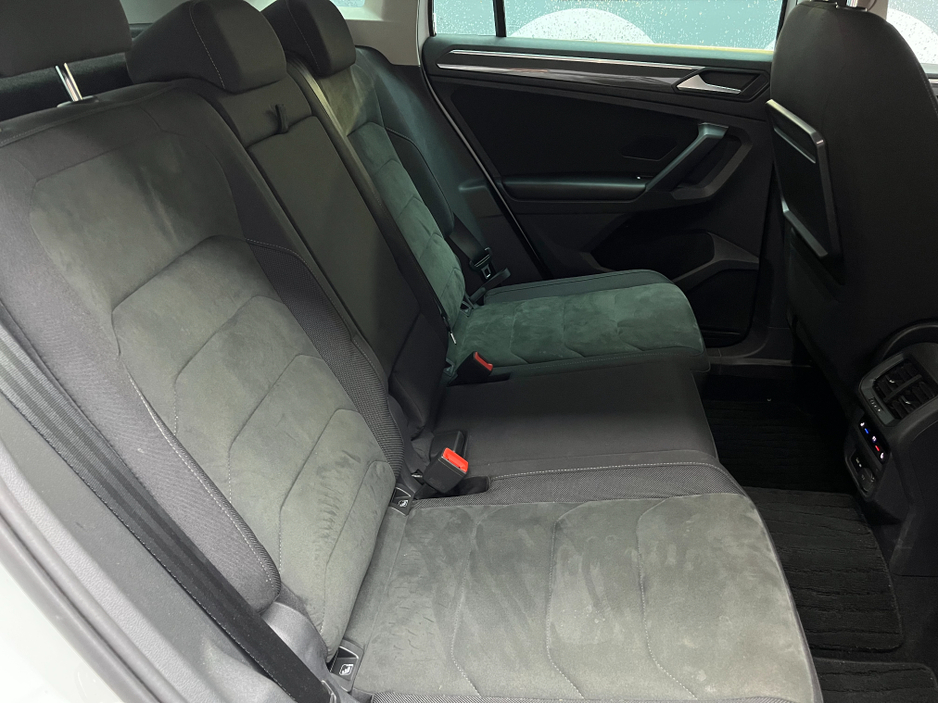 2019 Volkswagen Tiguan €25950 2019 VOLKSWAGEN TIGUAN TDI 4MOTION HIGH LINE 2.0 AUTOMATIC / CRUISE CONTROL / 360° PARKING CAMERA / FRONT & REAR HEATED SEATS / PADDLE SHIFTER €25,950