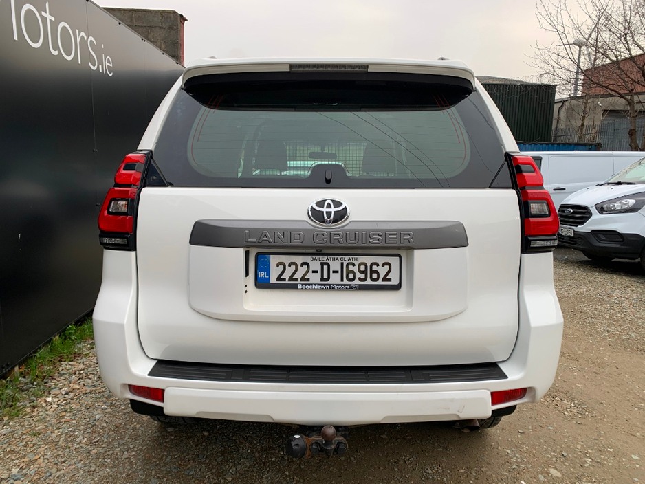 2022 Toyota Landcruiser 2.8 LWB AUTO COMMERCIAL // PRICE EXCL. VAT // GREAT CONDITION // 09/26 CVRT // ONE OWNER // FULL SERVICE HISTORY // €32,479