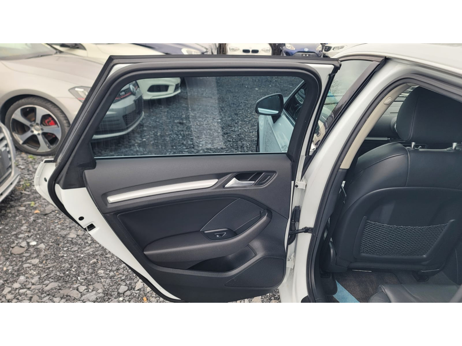 2014 Audi A3 - image 9