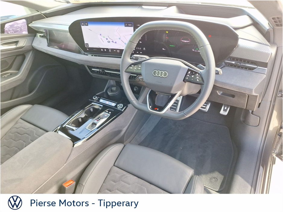 2025 Audi A6 Avant e-tron - image 2