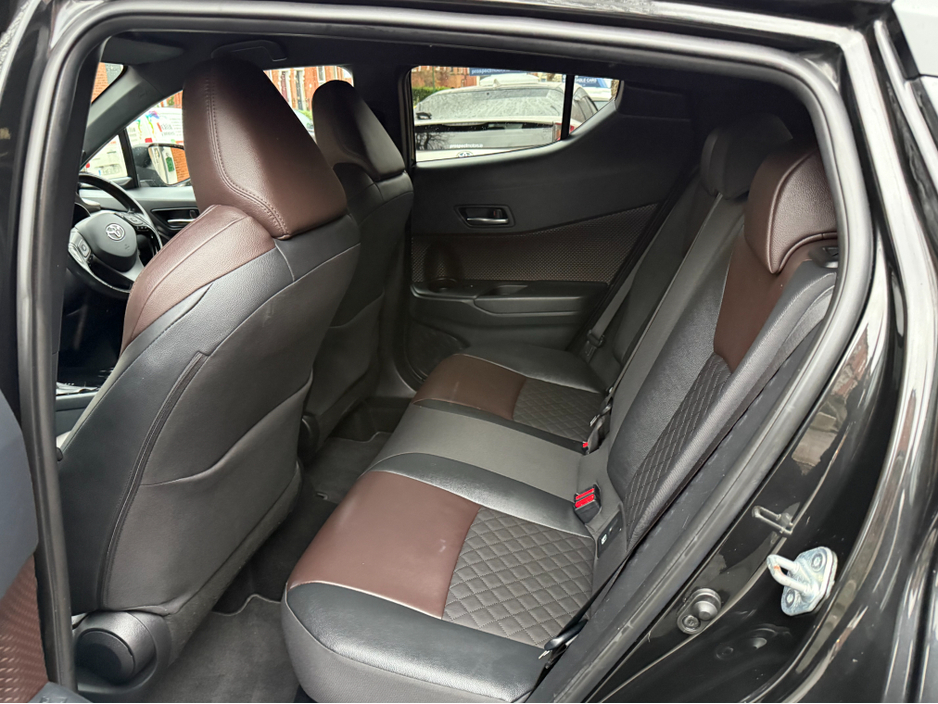 2017 Toyota C-HR 1.8 Hybrid, High Spec Sol, New Nct 01/2028, Full Main Dealer Service History, Sat Nav, Bluetooth, Reversing Camera, Cruise Control, Lane Assist, A/C, Finance Available, Service & Warranty Included, €16,950