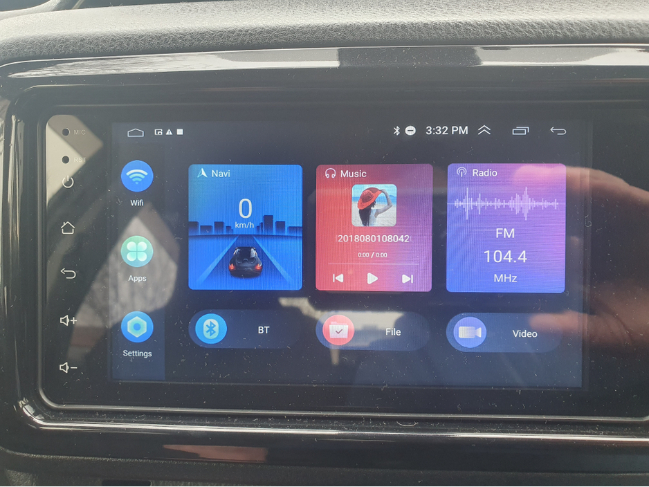 2018 Toyota Yaris - image 15