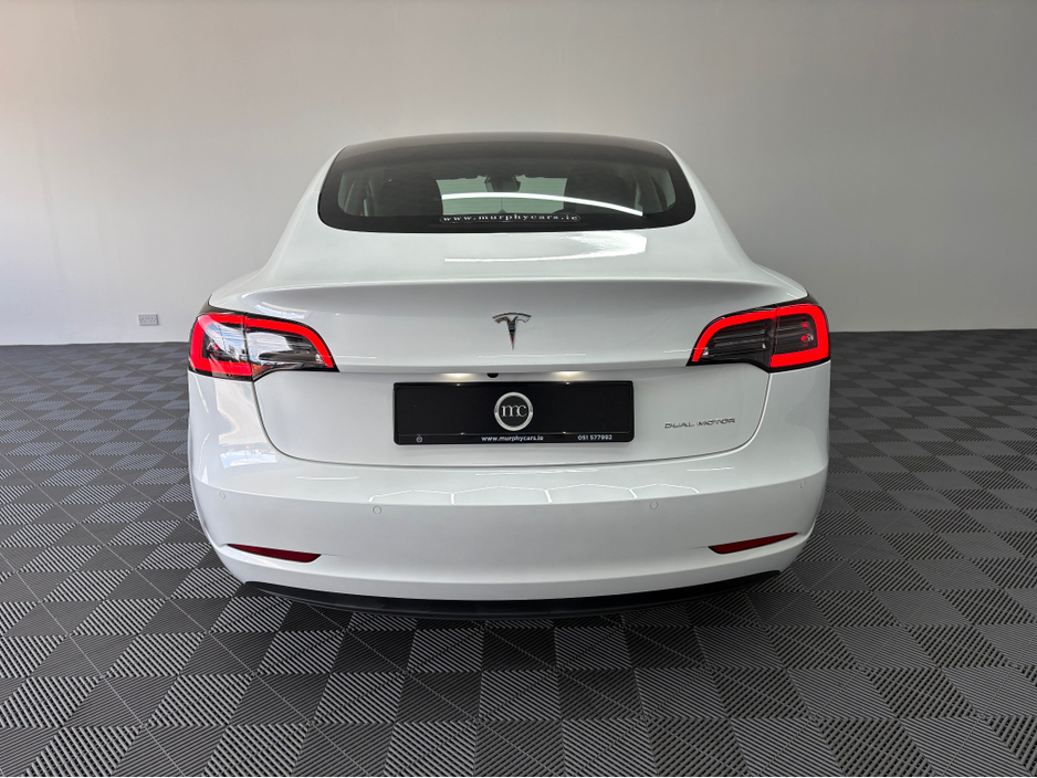 2022 Tesla Model 3 - image 14