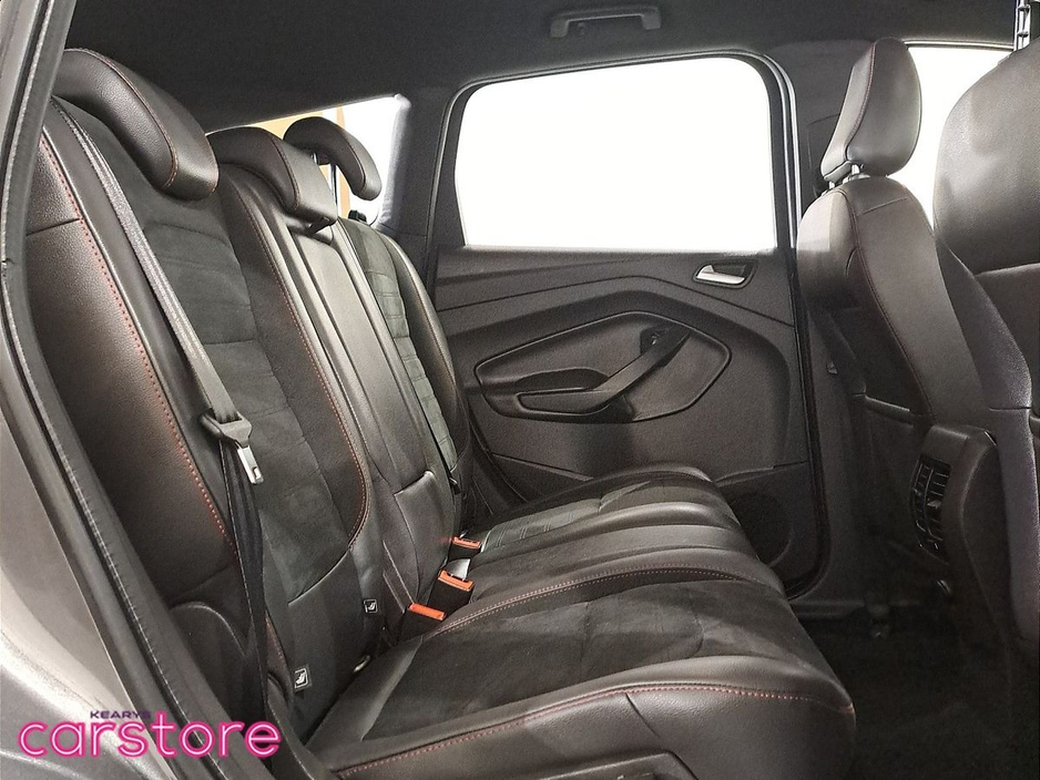 2019 Ford Kuga - image 13