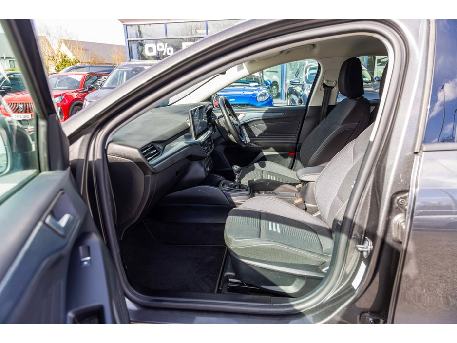 2024 Ford Focus - image 21