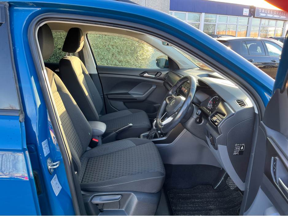 2020 Volkswagen T-Cross 1ST AUTOMATIC 1.0 PETROL //KEYLESS ENTRY//REVERSE CAMERA//BLIND SPOT WARNING// €19,950