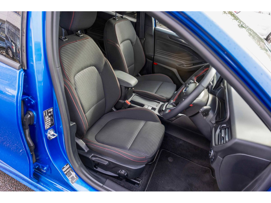 2024 Ford Focus 2024 Ford Focus Blue Low Mileage ST-Line 1.0L EcoBoost 125PS mHEV €28,750