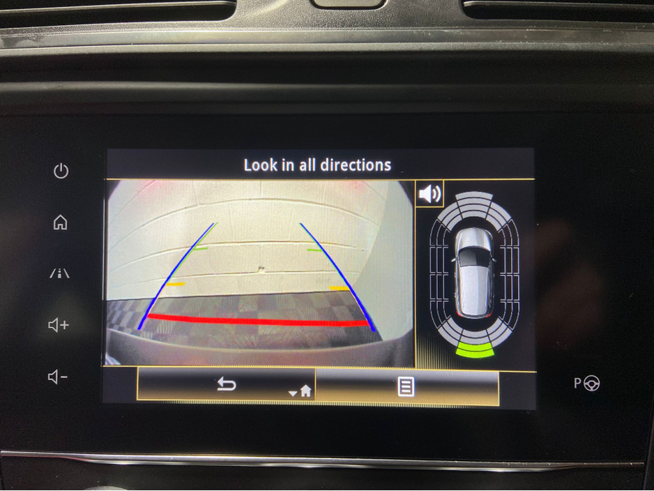 2020 Renault Kadjar - image 24