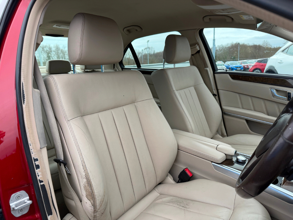 2015 Mercedes-Benz E Class - image 6