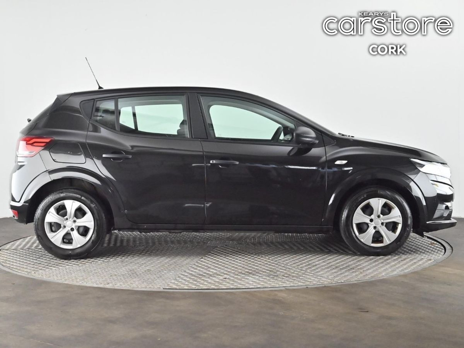 2023 Dacia Sandero - image 2