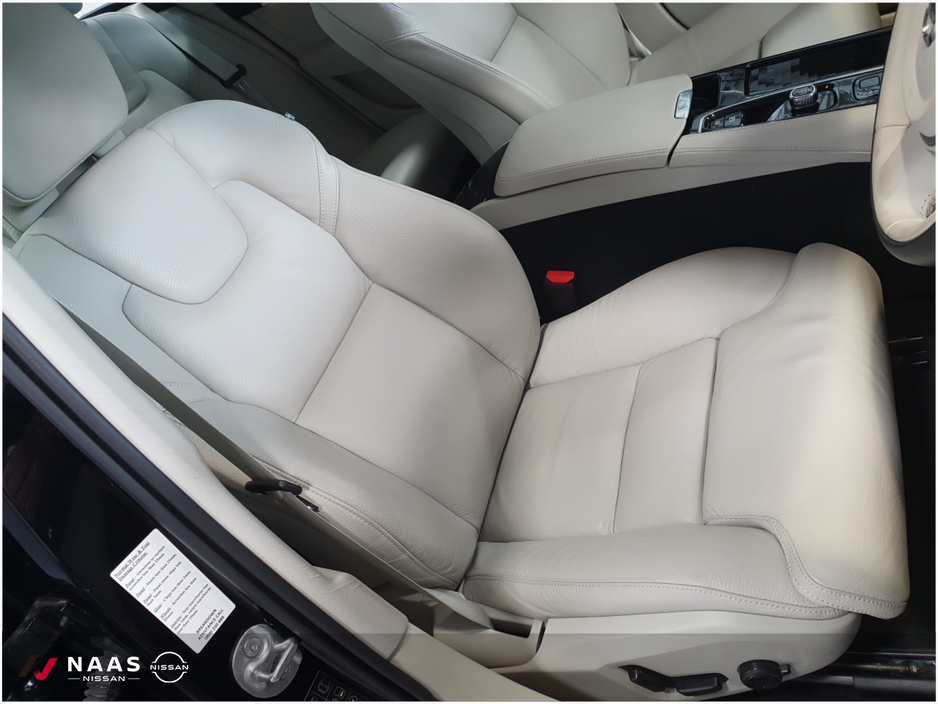 2025 Volvo V90 - image 21