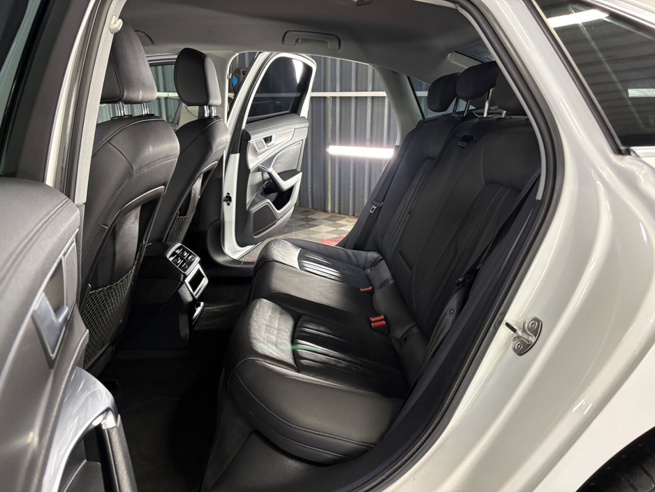 2020 Audi A6 - image 15