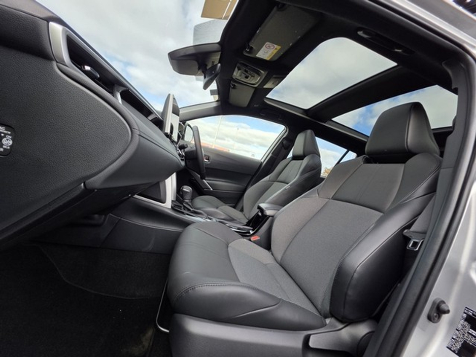 2025 Toyota Corolla Cross 1.8 Hybrid Sol 5dr €42,449