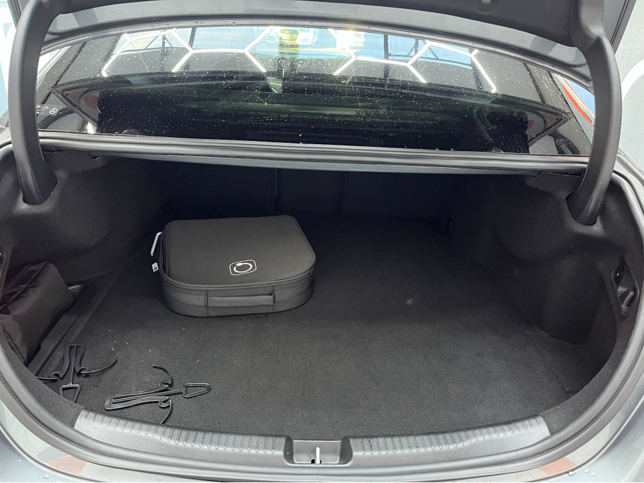 2023 Mercedes-Benz C Class €52950! 2023 MERCEDES-BENZ C350E SPORTS 2.0 AUTOMATIC / CRUISE CONTROL / 360° PARKING CAMERA / ELECTRIC MEMORY & HEATED SEATS / APPLE CARPLAY / PADDLE SHIFTERS / AMBIENT LIGHTS €52,950