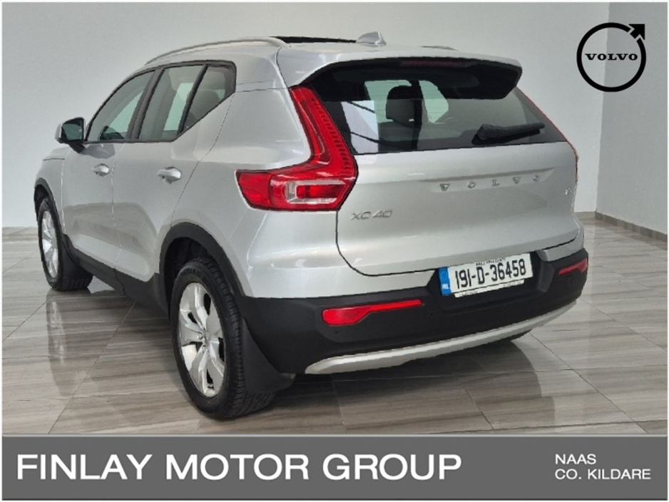 2019 Volvo XC40 T3 (163hp) Momentum 1 year warranty €26,950