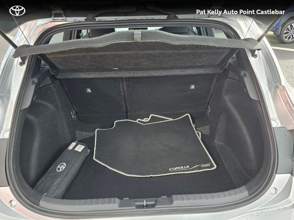 2022 Toyota Corolla - image 10