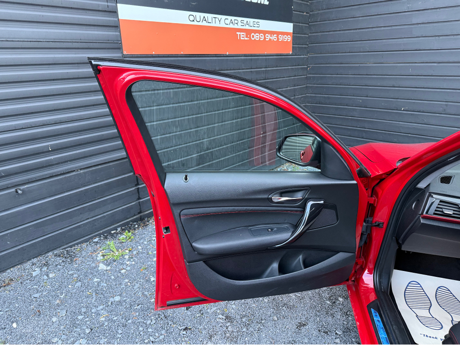 2013 BMW 1 Series - image 16