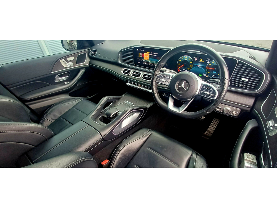 2022 Mercedes-Benz GLE Class - image 4