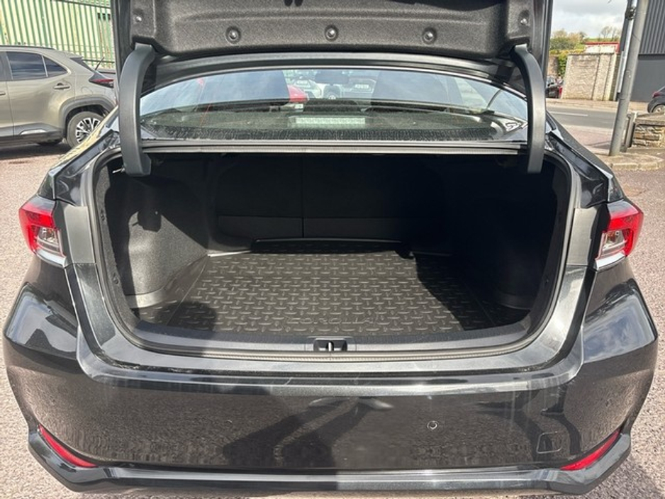 2020 Toyota Corolla - image 10