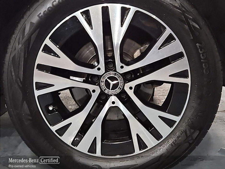 2024 Mercedes-Benz GLA Class - image 5