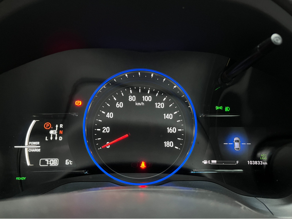 2017 Honda Vezel €16950 2017 HONDA VEZEL RS HYBRID SENSING 1.5 AUTOMATIC / CRUISE CONTROL / REVERSE CAMERA / HEATED SEATS / PADDLE SHIFTERS €16,950