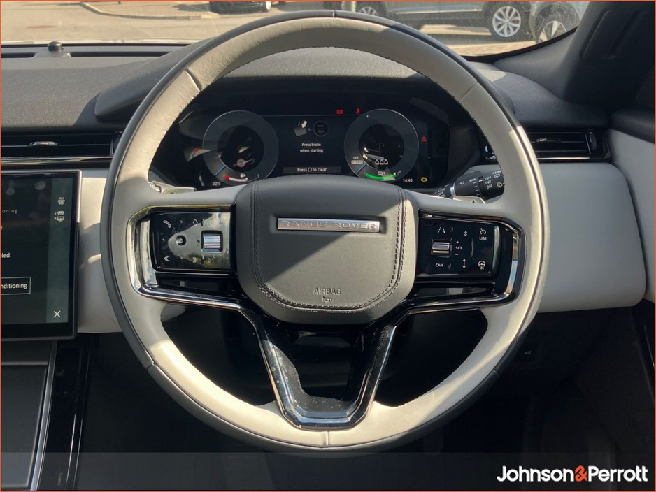 2025 Land Rover Range Rover Velar 2.0 I4 PHEV 404 PS S (Land Rover Warranty until 2030) €79,900