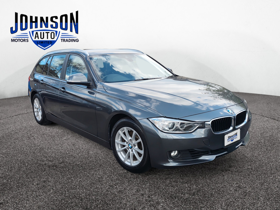 2015 BMW 3 Series - image 8