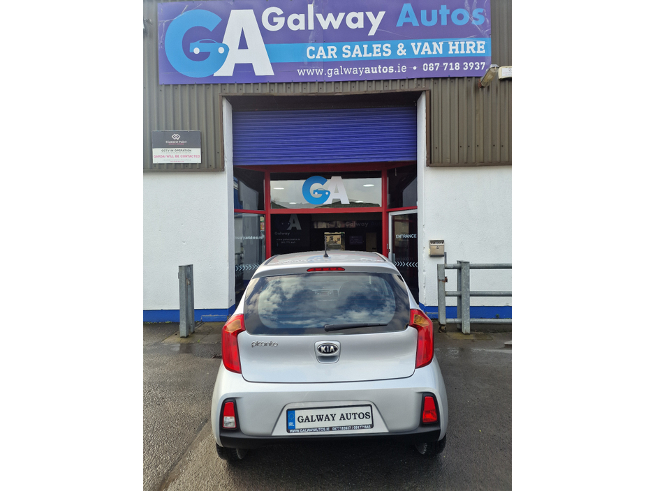 2017 Kia Picanto - image 13