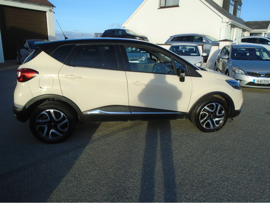 2016 Renault Captur - image 5