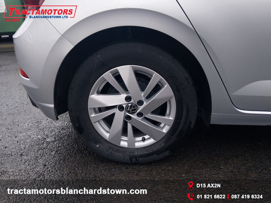 2024 Volkswagen Polo - image 8