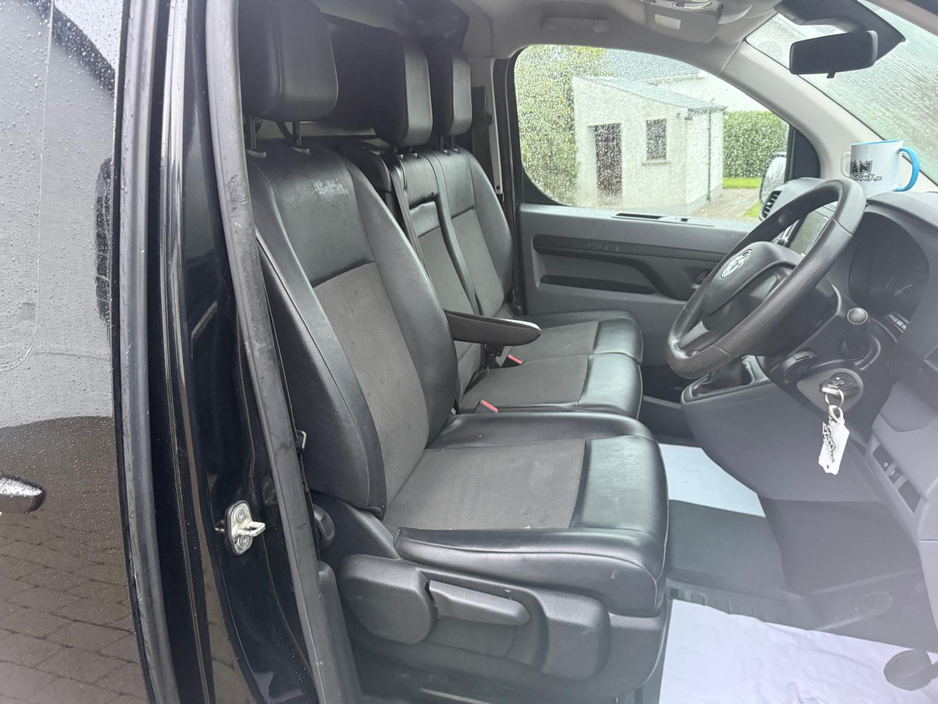 2021 Opel Vivaro 3100 SPORTIVE S/S L2H1 €14,630