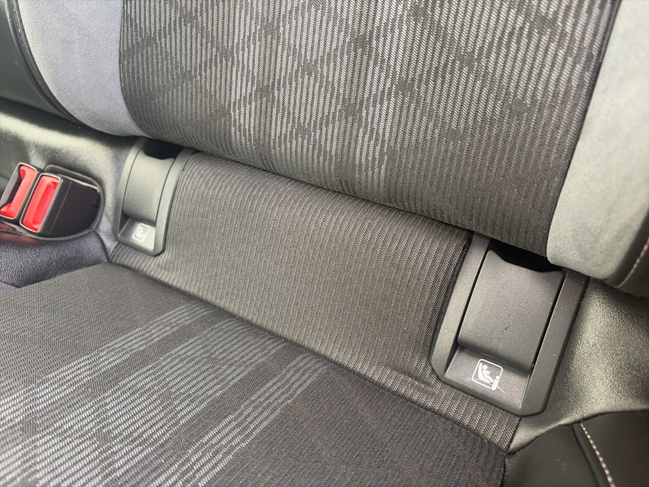 2024 Volkswagen Golf - image 21