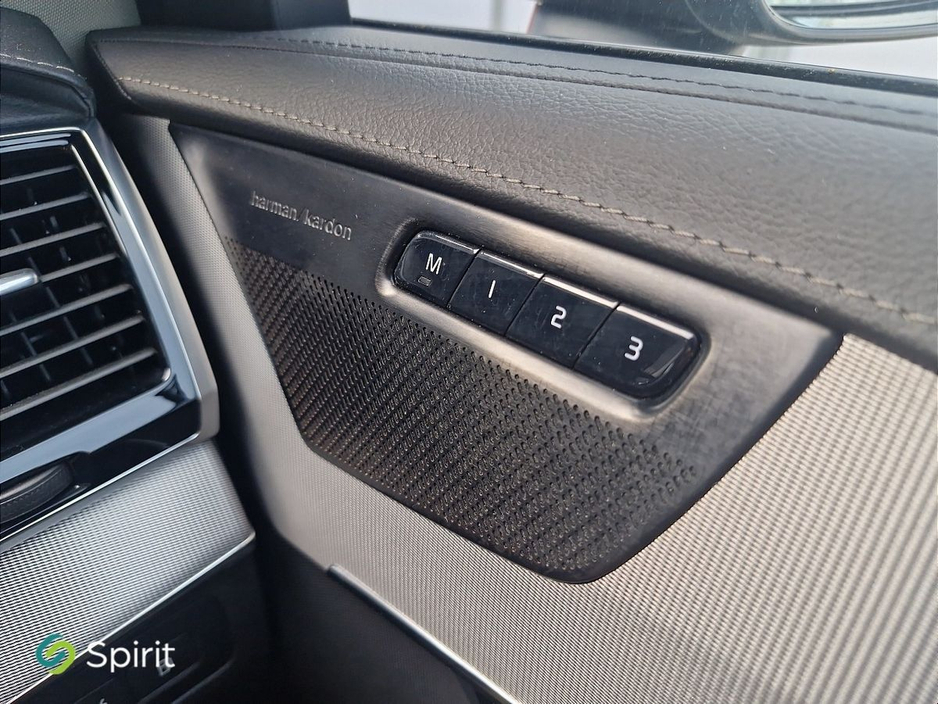 2024 Volvo XC90 - image 13