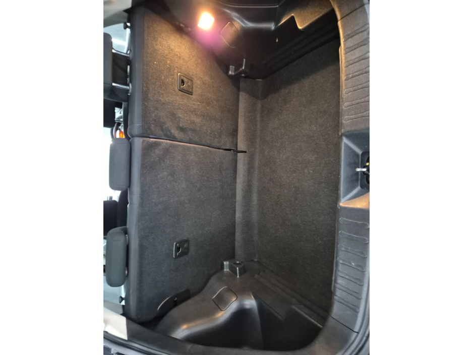 2018 Nissan Juke - image 14