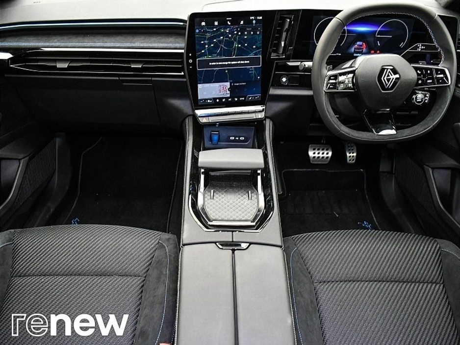 2024 Renault Austral - image 2