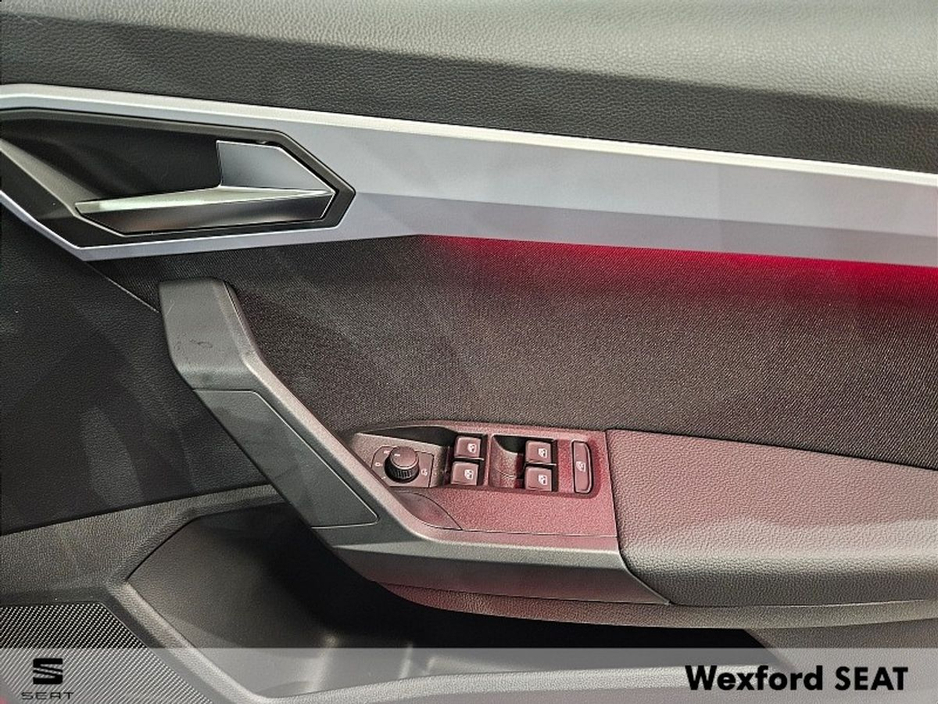 2025 SEAT Arona Arona 1.0TSI 115hp DSG Xperience €31,475